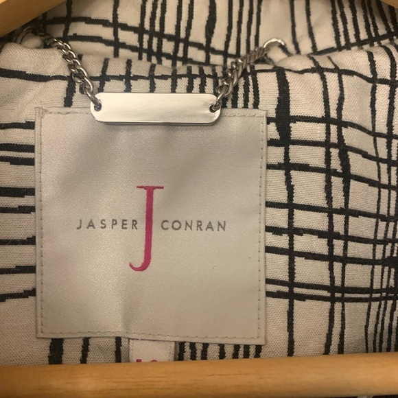 Authentic Black and white(cream) Jasper Conran coat. - Picture 6 of 10